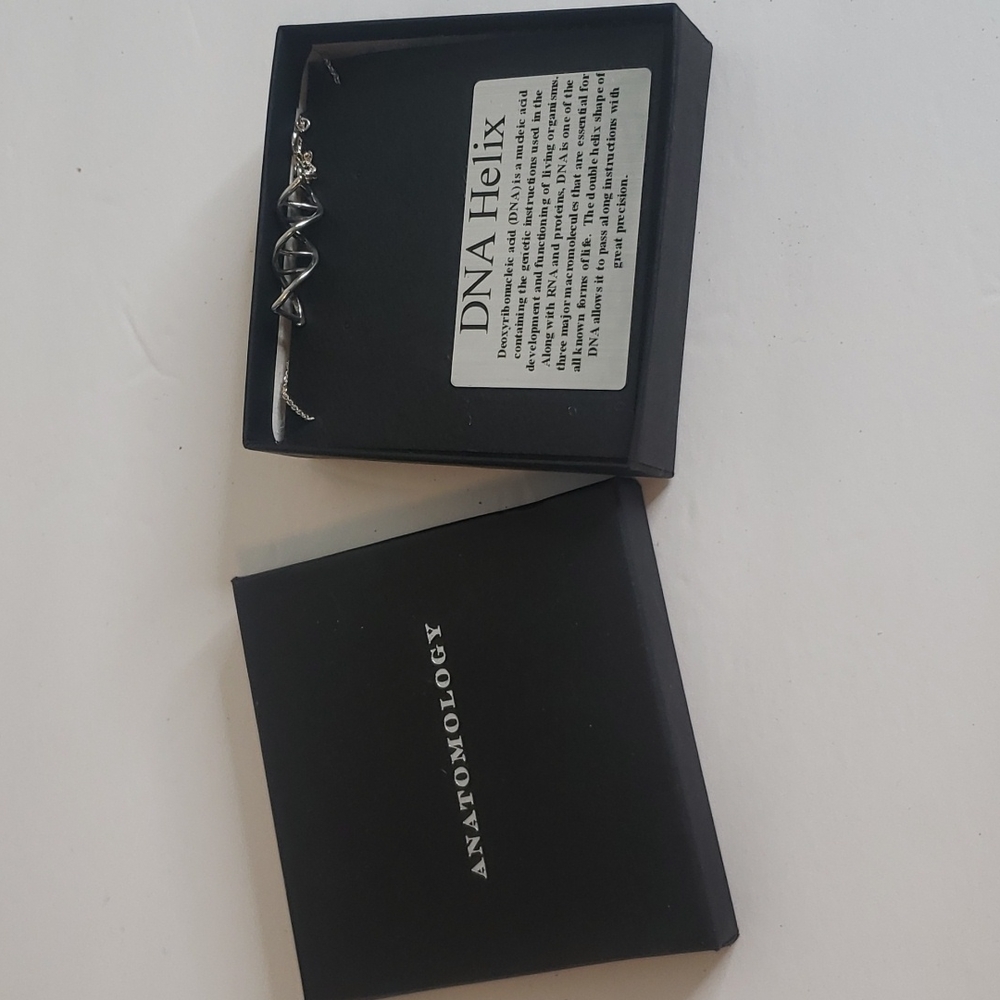 Anatomology DNA Helix Necklace NIB Science